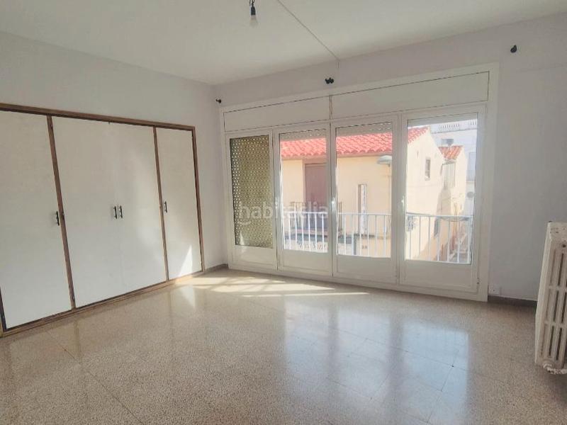 Foto cdc8acce-2da3-4b3d-acb3-33fee10ada3d. Alquiler piso en sant pere 17 pis de 90m2 i terrassa de 50m2 en Badalona