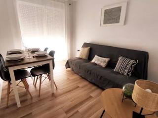 Pis a Passeig dels països catalans 89. Precioso piso recien reformado en salt.