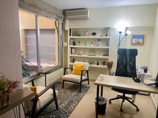Rent Office space in Julián romea 4. Despacho tranquilo, luminoso y climatizado