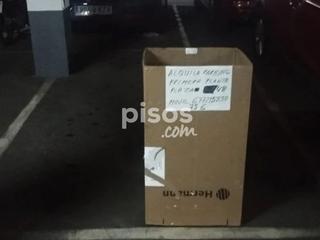 Affitto Posto auto in Santa eulalia 2-20, 08902-parque la pinza 20. Plaza de parking vigilado