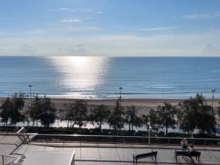 Appartement à Virgen del socorro 25. ¡vive frente al mar en alicante! piso exclusivo en primera línea