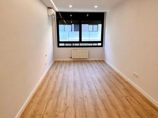 Pis a Calle castelao  130. Luminoso piso recién reformado a estrenar de 65 m² con garaje ce