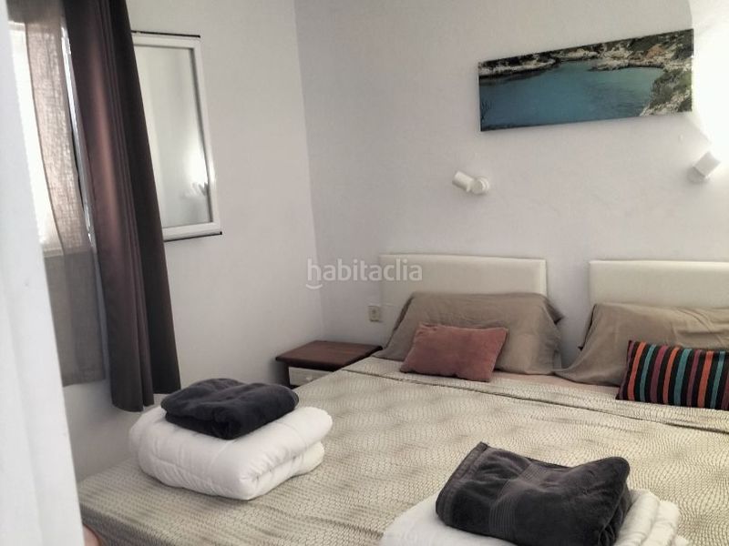 Foto 4a7af869-7e8e-4b47-80a9-9b016c561f30. Apartamento en avinguda de s'arenal 4 acogedor apartamento junto al mar con licencia turistica en Es Mercadal