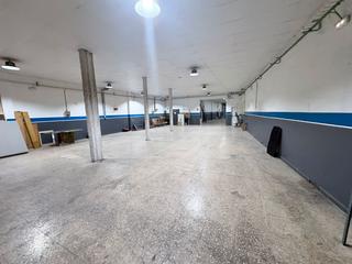 Business premise in Nord 32. Local comercial amplio, gran altura, ventilación e instalación e