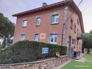 Location Maison à Pearson 39. Casa a reformar con permiso hotelero concedido a falta de proyec