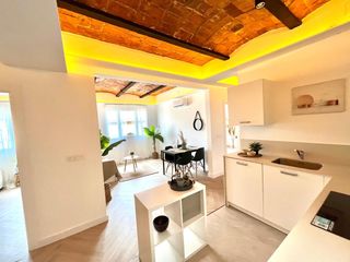 Pis a Josep anselm clave 24. Piso en plaza libertad