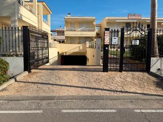 Aparcament cotxe a Francisco jose balada 110. Parking de coche y moto en cala montero 2