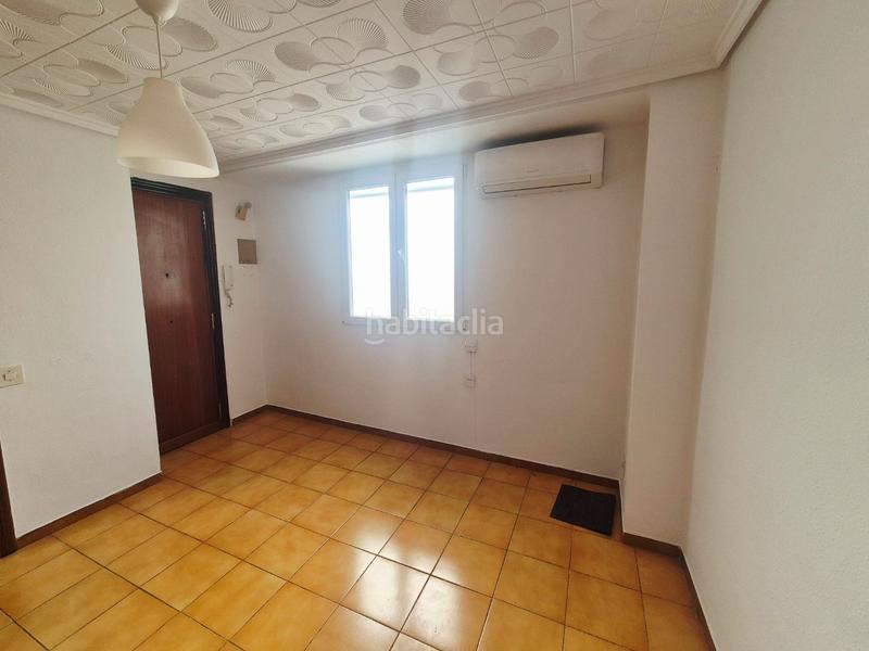 Foto 03d182e8-7b7d-4adc-9cc6-51f2bbf1d6bb. Rent flat in cami nou 3 in Centro Xirivella