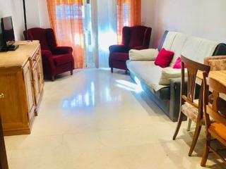 Affitto Piccolo appartamento in Ronda de santa maria  8. Apartamento con garaje