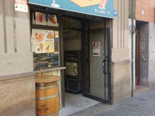 Umzug Geschäftsraum in Olzinella 15. Traspaso local bar o restaurante 125m2