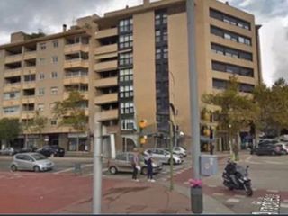Miete Büro in Calle de jesus 34. Despacho profesional con sala de espera.
