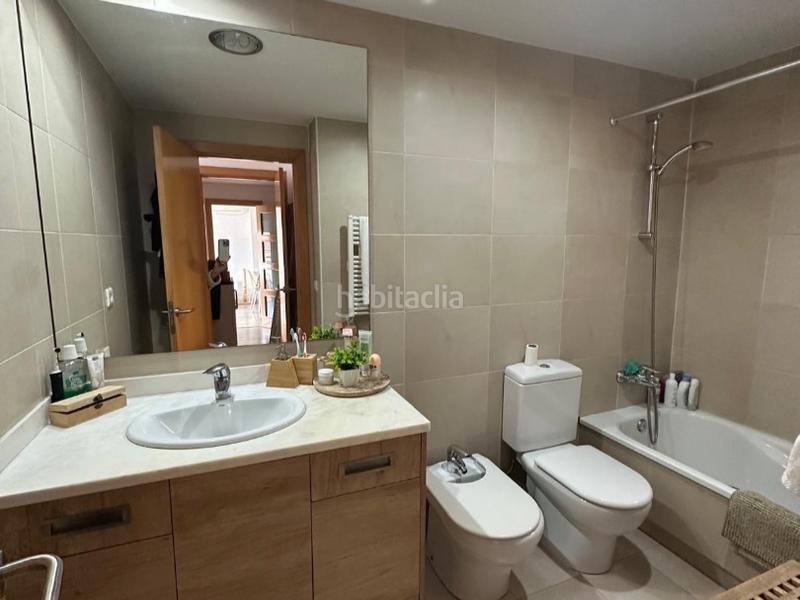 Foto 8de7cd4c-0f18-49b8-9036-edb7226185ec. Lloguer apartament a carrer barcelona 122 a Eixample Sud-Migdia Girona