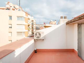 Dúplex en Galileu 178. Ático dúplex en el corazón de terrassa