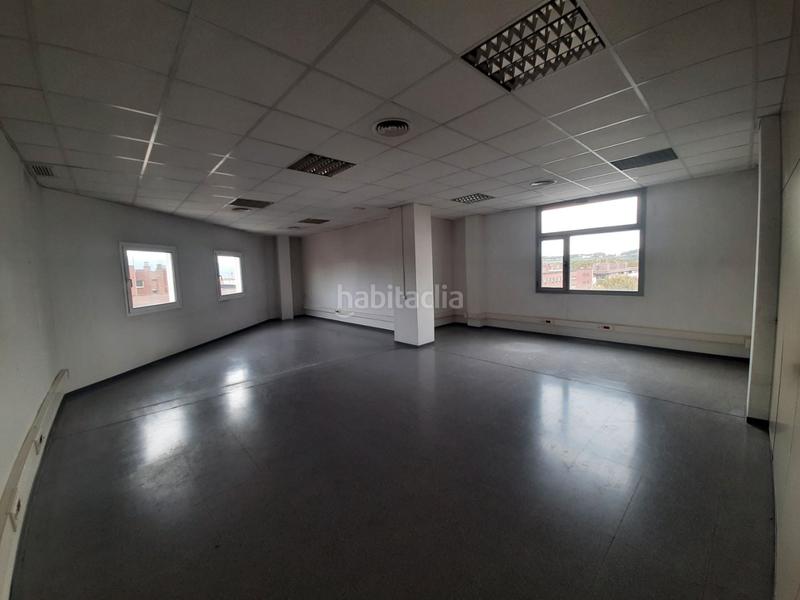 Foto 2499178d-8205-4cc0-8333-2764d5e9c4f9. Alquiler oficina en gallecs 68 oficina representativa en Mollet del Vallès