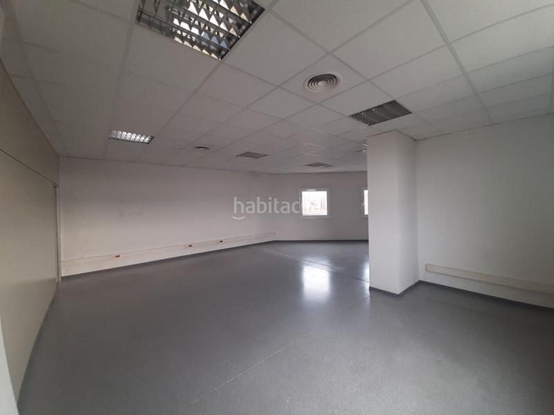 Foto 9a76d845-818f-429b-b392-3113a3a9c8f6. Alquiler oficina en gallecs 68 oficina representativa en Mollet del Vallès