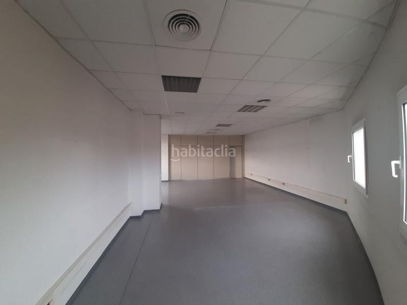 Foto c2a93c67-3854-417e-891b-4aebe0df41ed. Alquiler oficina en gallecs 68 oficina representativa en Mollet del Vallès