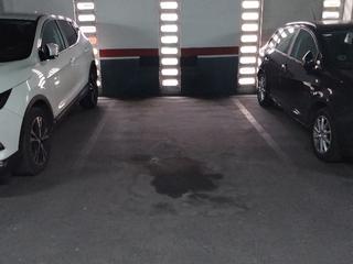 Posto auto in Tolra 11. Para coche grande