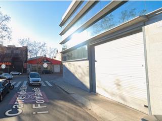 Miete Autoparkplatz in Mila i fontanals 156. Plaza parking en alquiler