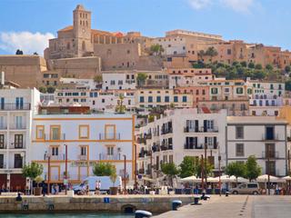 Pas-de-porte Local commercial à Avinguda de bartomeu de roselló 2. Discoteca en traspaso en ibiza centro