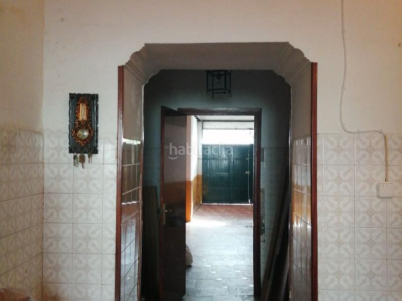 Foto 202c28b1-290c-4914-a0ea-774f2ae3b83d. Casa en calle real de utrera 99 casa con local comercial independiente – ideal para vivir y emprender en Dos Hermanas