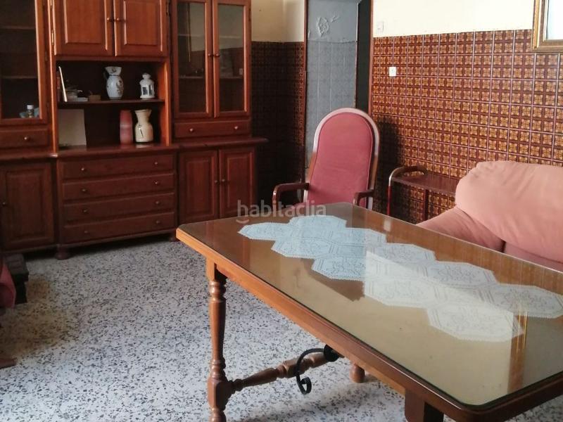 Foto 80de3251-dbd8-4bc5-88f7-e36df224261c. Casa en calle real de utrera 99 casa con local comercial independiente – ideal para vivir y emprender en Dos Hermanas