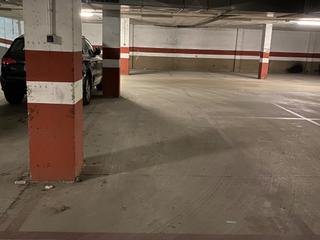 Lloguer Aparcament cotxe a Avda barcelona 182. Es lloga plaça de pàrquing