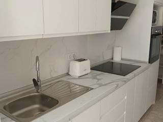 Pis a Avenida tejeda 50. Piso recién reformado céntrico parking