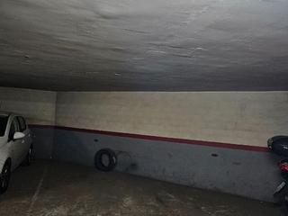 Miete Autoparkplatz in Passeig cordelles 4. Zona ayuntamiento
