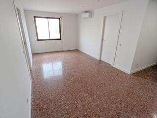 Piso en Carrer de sant roc 70. Apartamento 2 habitaciones para varios usos