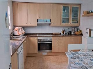 Dúplex en Carrer escoles 10. Duplex 140m al centre