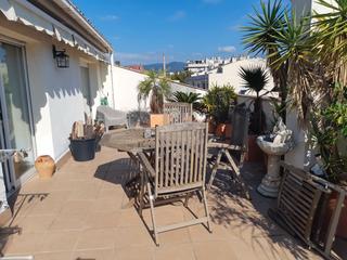 Piso en Carrer del concili egarenc 64. Dúplex cantonero con gran terraza