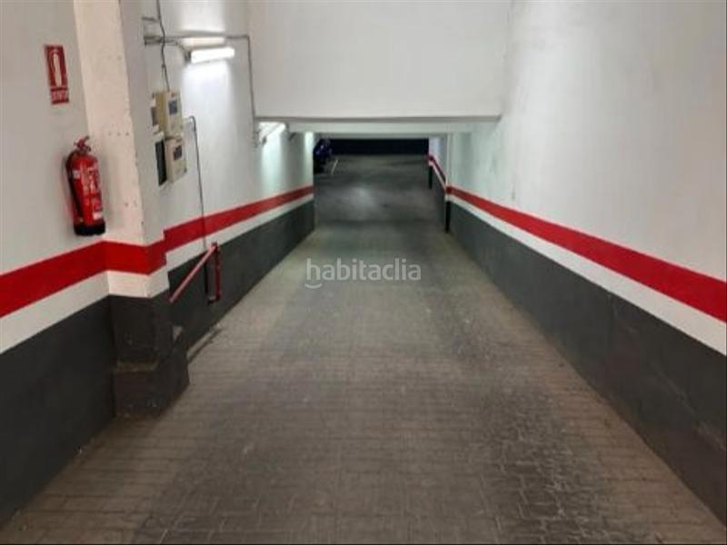 Foto 3f3819c2-9055-44da-ac85-164a819261cc. Location parking voiture dans avda. del albalas 4 dans Monserrat