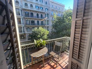 Location Bureau à Pau claris 167. Impulsa tu negocio en esta increíble oficina en la mejor zona de