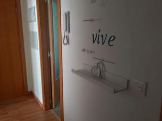 Rent Flat in Metge ferran 13. Piso disponible a partir de enero