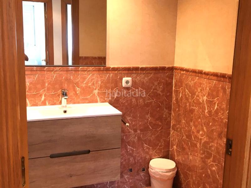 Foto 259722ae-23d1-4cb2-bfd0-66807c5fe0e5. Alquiler piso en carrer melissa 45 excelente bajo con jardín/terraza privada dentro de un complejo residencial , próximo al liceo francés en Paterna