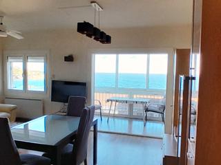 Appartement à Carrer cadaqués 40. A poco metro de la playa de cop del llop  vita al mar