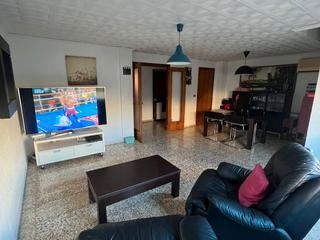 Appartement à Pintor lópez  43. Particular 625750997 vendo piso grande, muy luminoso, bien conse