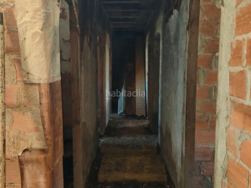 Foto 1d8af39c-0cf5-43ba-af2b-cb944c9e3fe3. Masia a calle olmo 8 a Robledo