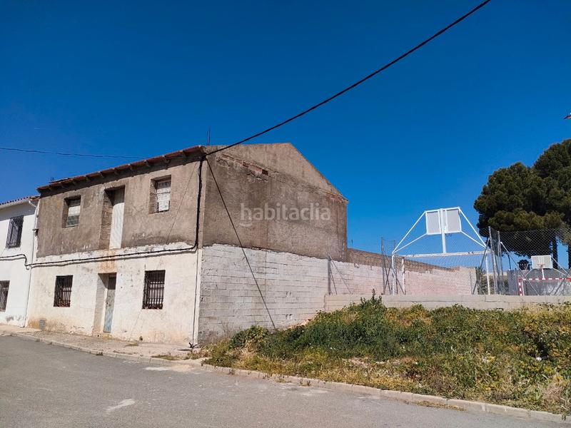 Foto 680c43e9-d750-4176-96e0-3aff3e8b6697. Masia a calle olmo 8 a Robledo