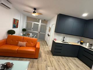 Rez-de-chaussée à Avenida juan carlos i 26. Piso recien reformado listo para vivir