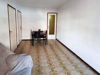 Piso en Carrer de pujós 100. Excelente oportunidad en collblanc