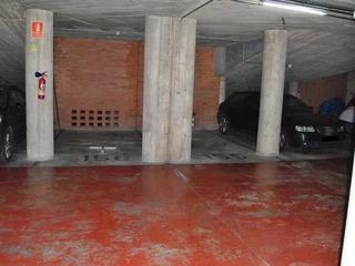 Autoparkplatz in Av ivaria  194. Parking para coche pequeño