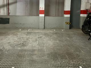 Posto auto in Calle paris 155. Garaje en calle paris 155