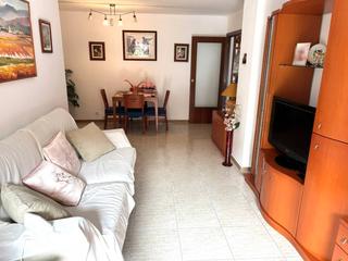 Piso en Passatge del dos de maig 9. Piso con balcón y ascensor junto al hospital sant pau – sagrada