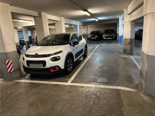 Affitto Posto auto in Napols  175. Parking en napols 175