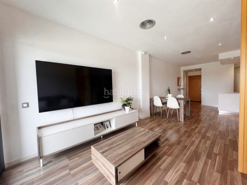 Foto 43280d0d-3d25-4ce4-8f9a-c6f6cc696307. Flat in ronda fort roig 15 in Montjuïc Girona