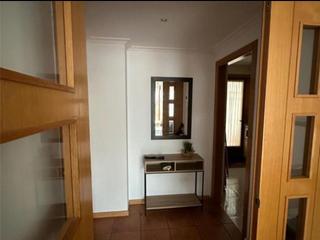 Appartement à Rúa ramón piñeiro lópez 17. Piso súper bien ubicado, impecable y amueblado para entrar a viv