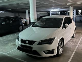 Lloguer Aparcament cotxe a Bon viatge 9. Centro sant joan despi. fácil parking coche grande