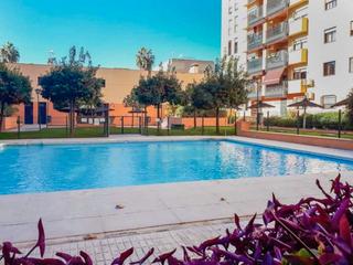 Rent Flat in Avenida de las ciencias 41. Piso en alquiler en pleno corazón de la avenida de las ciencias