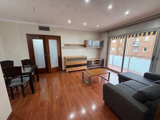 Affitto Appartamento in Jacint vedeguer  129. Piso en perfecto estado